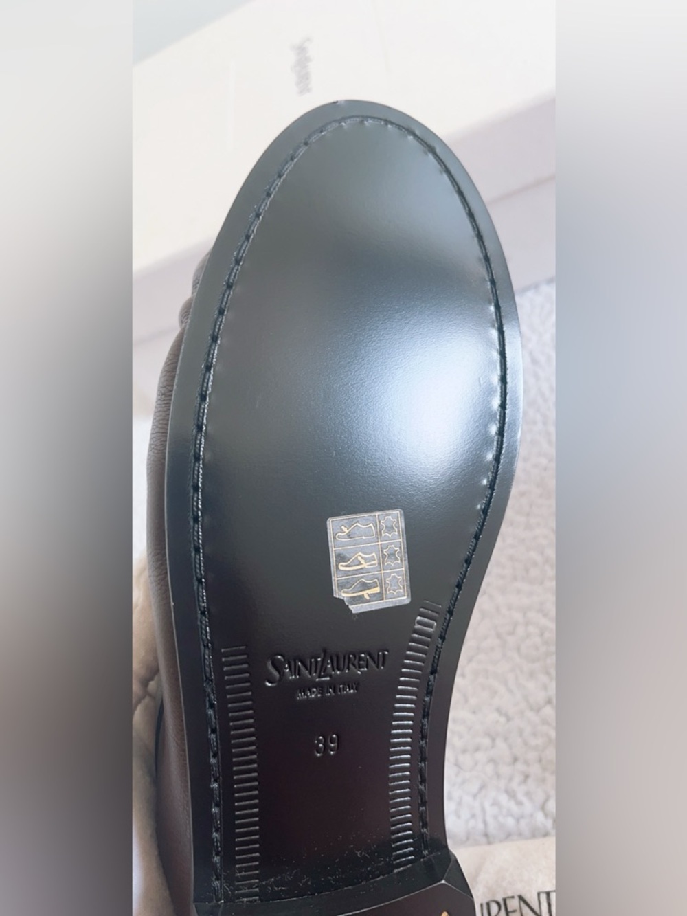 Saint Laurent Women’s YSL Le Loafer Supple in brown Leather - Picture 10 of 16